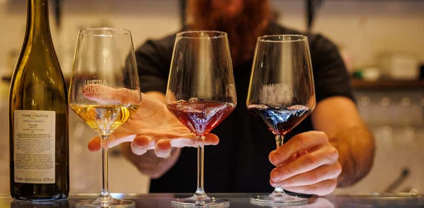 Vinho e Vinil Natural em Florença