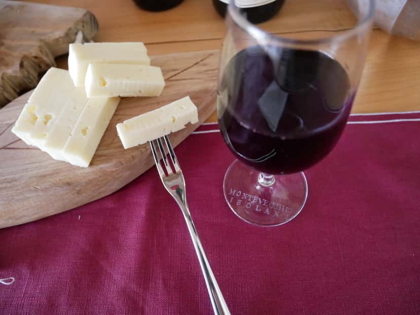 Degustação de vinhos Blue em Montevecchio Isolani