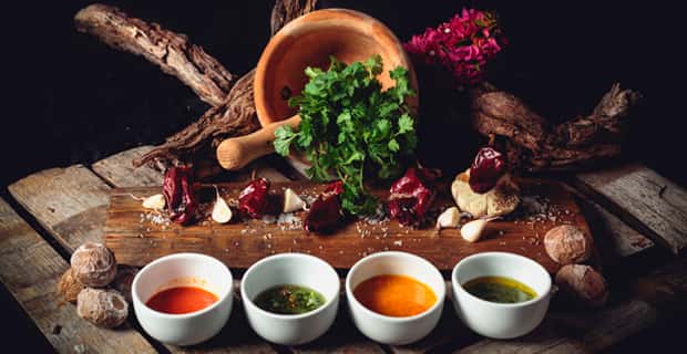 Workshop: degustazione di vini e produzione di "Mojo Pícon e patate delle Canarie"