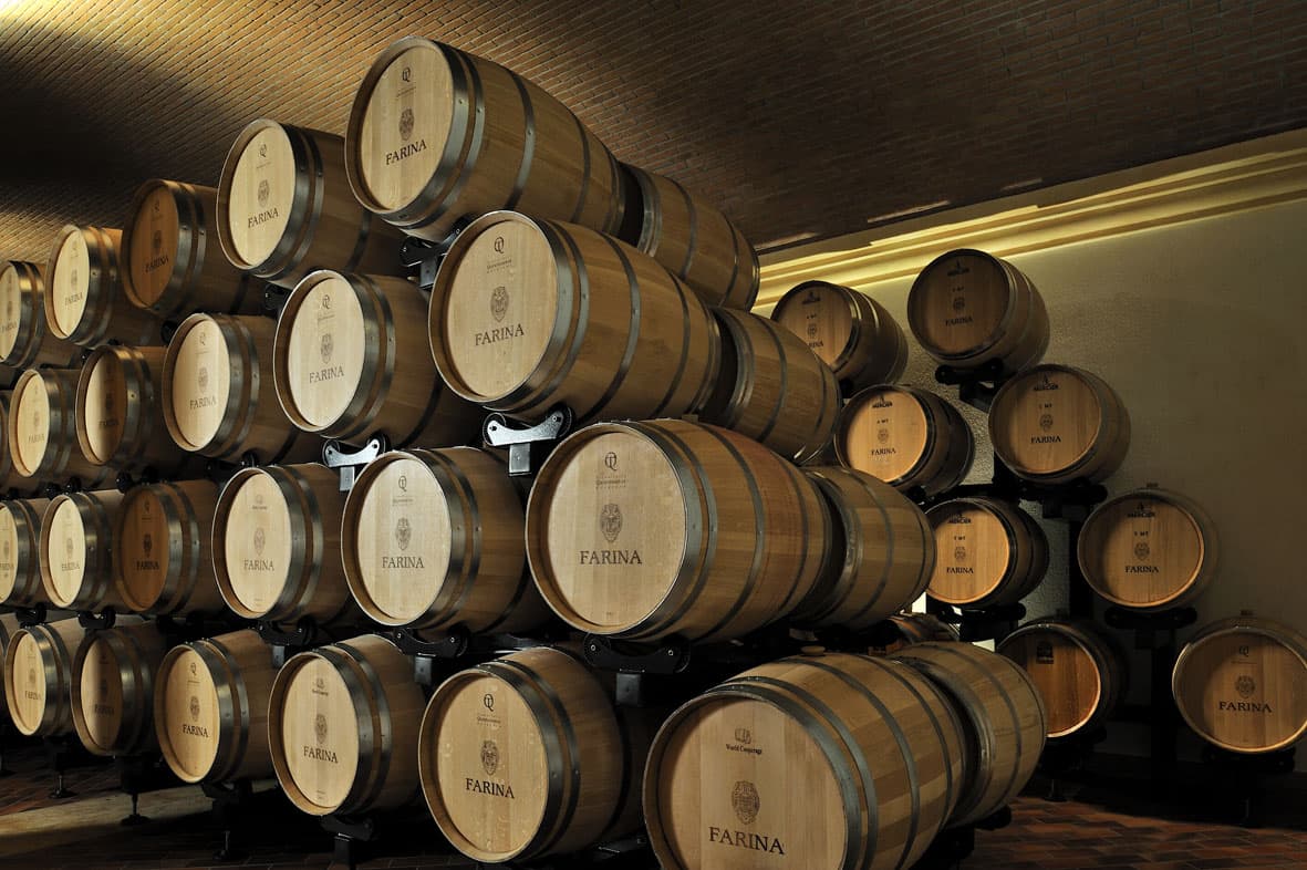 Déjeuner léger gastronomique | Visite des vignobles de Farina…