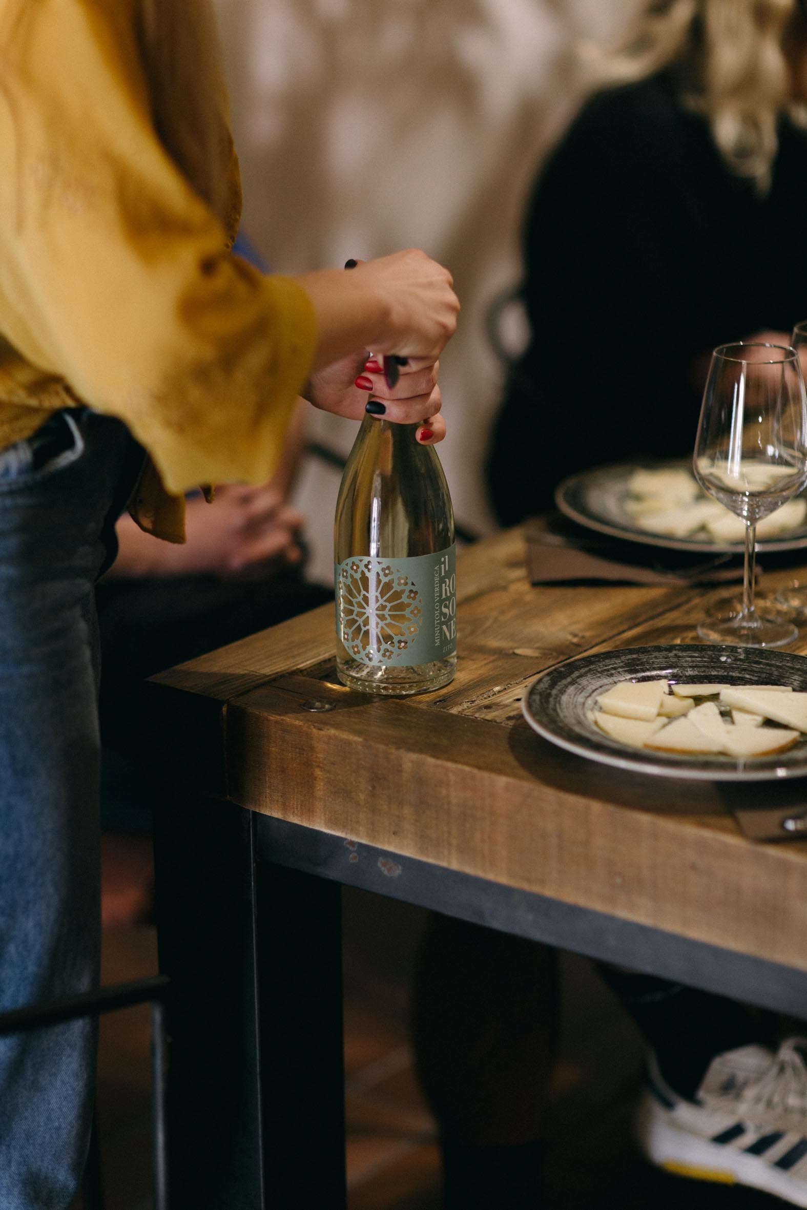 Degustação de vinhos e queijos / Harmonious Creations | Cantina… foto 4