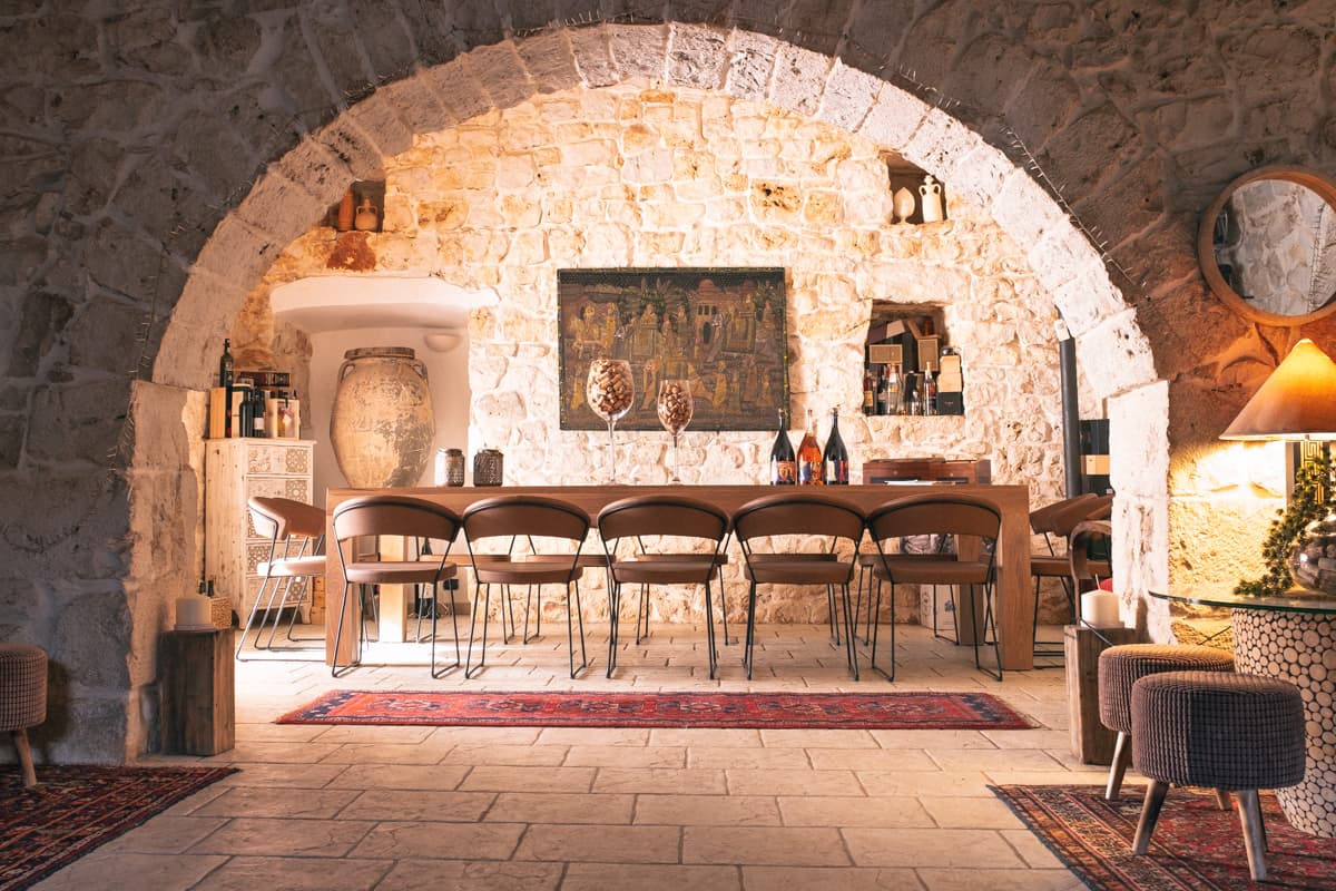 Einfache Weinprobe in der Cantine Polvanera