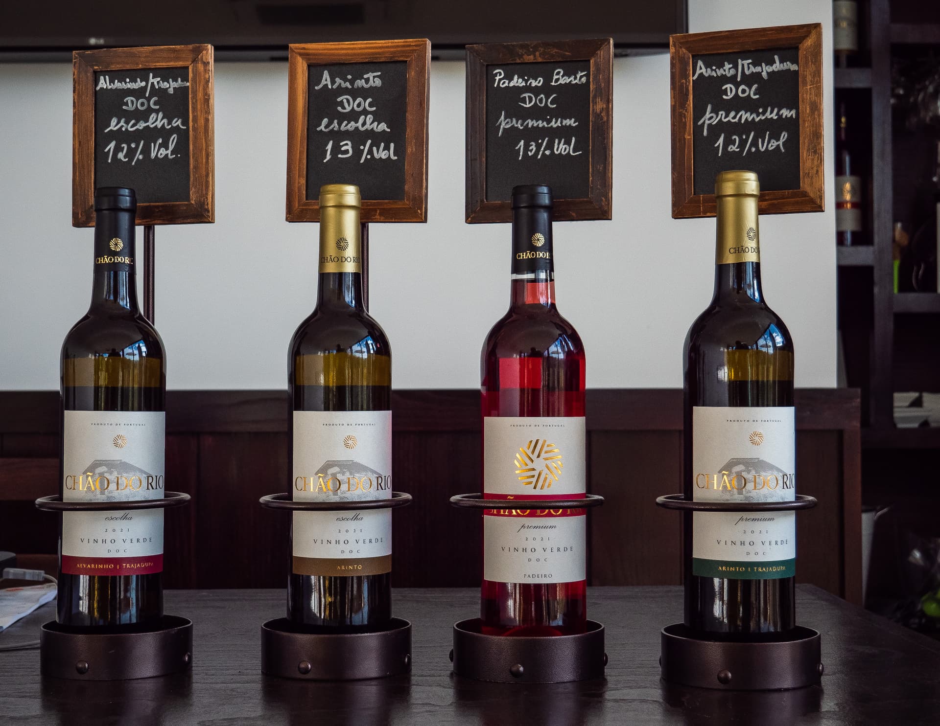 Degustação de 3 vinhos com harmonização de alimentos. foto 2