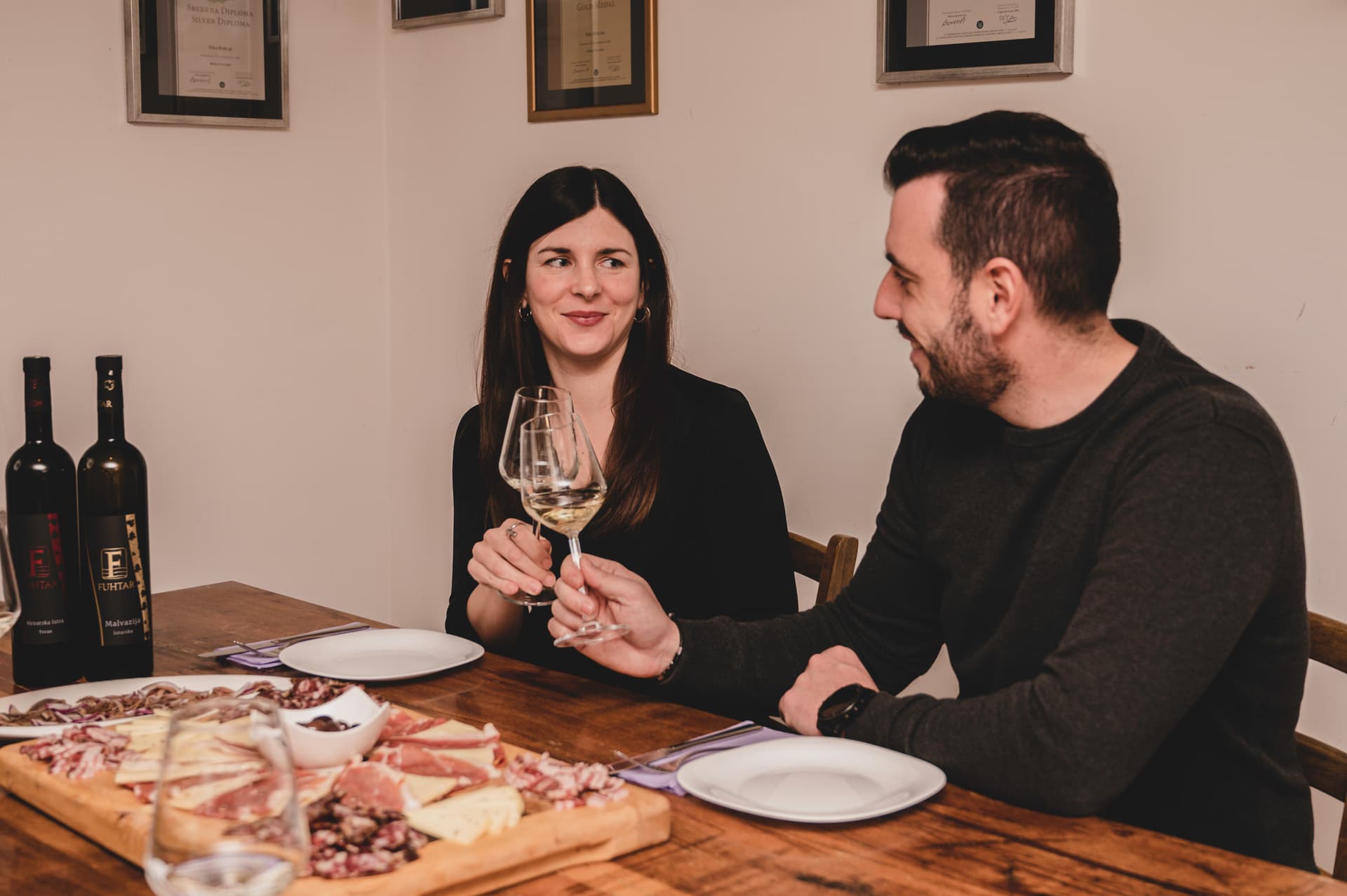 Besuch und Verkostung von Fuhtar-Weinen