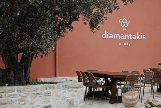 Diamantakis Winery