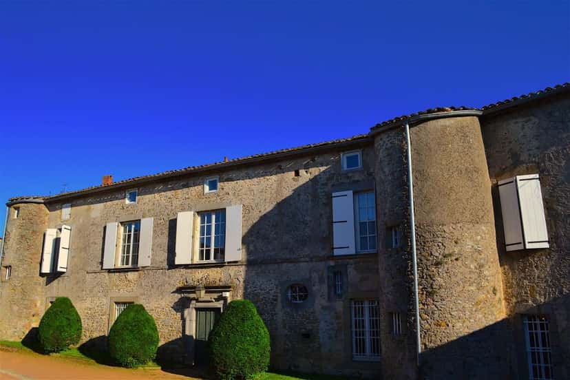 Château de Caux et Sauzens