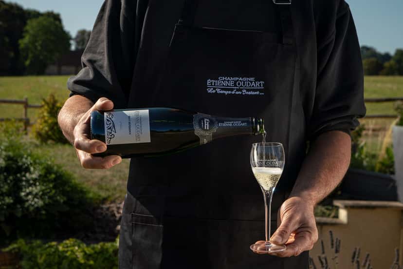 Degustazione e tour di champagne allo Champagne Étienne Oudart