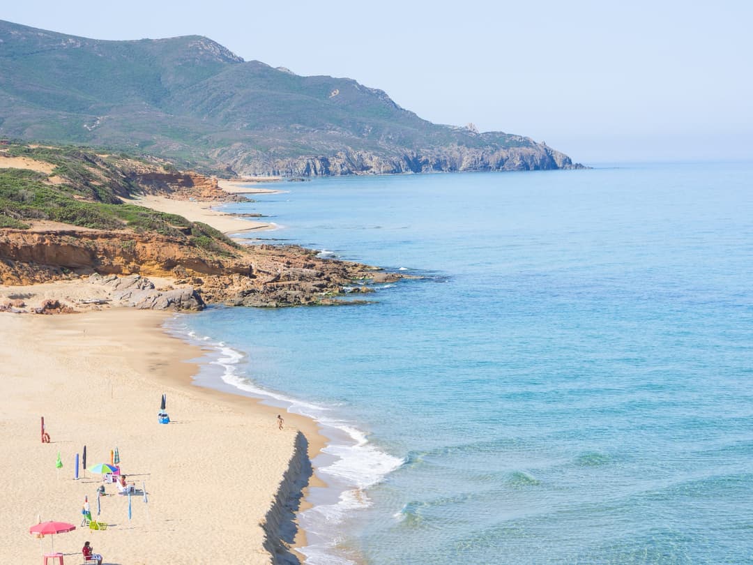 Ein Blick auf die Costa Verde, Sardinien, Italien