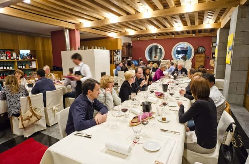 Weinprobe und Führung im Weingut Santomas