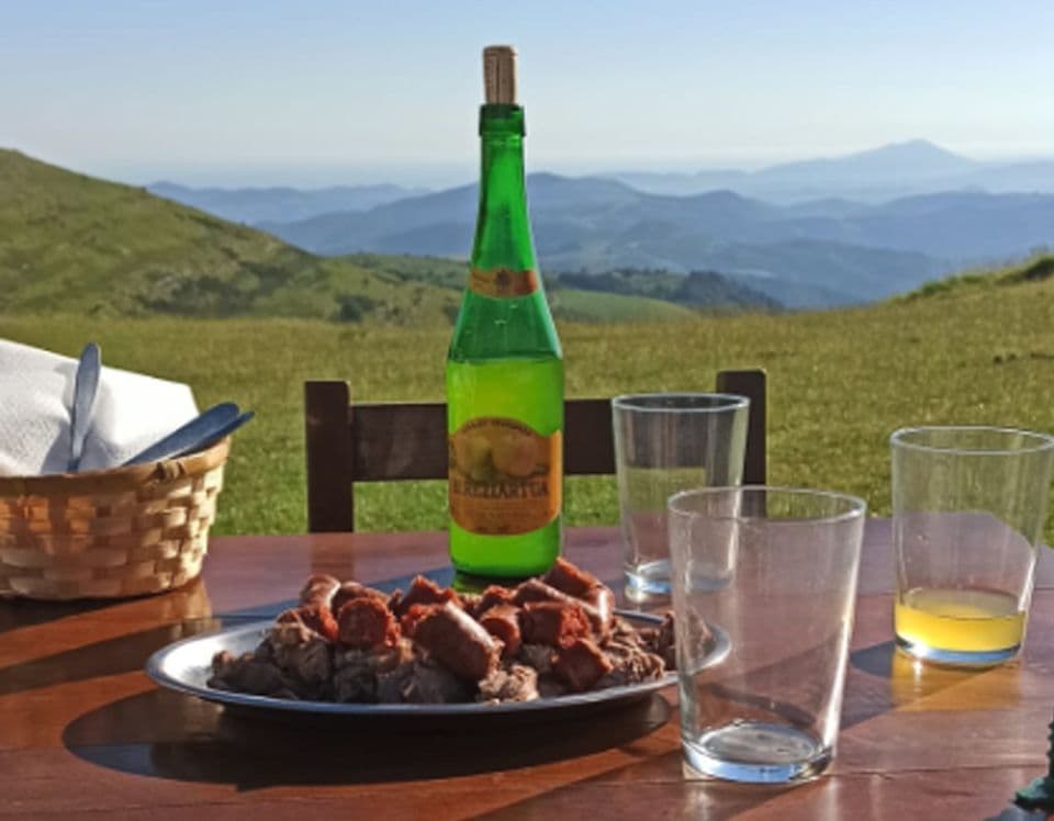 Degustação de vinhos e passeio em Sidras Bereziartua