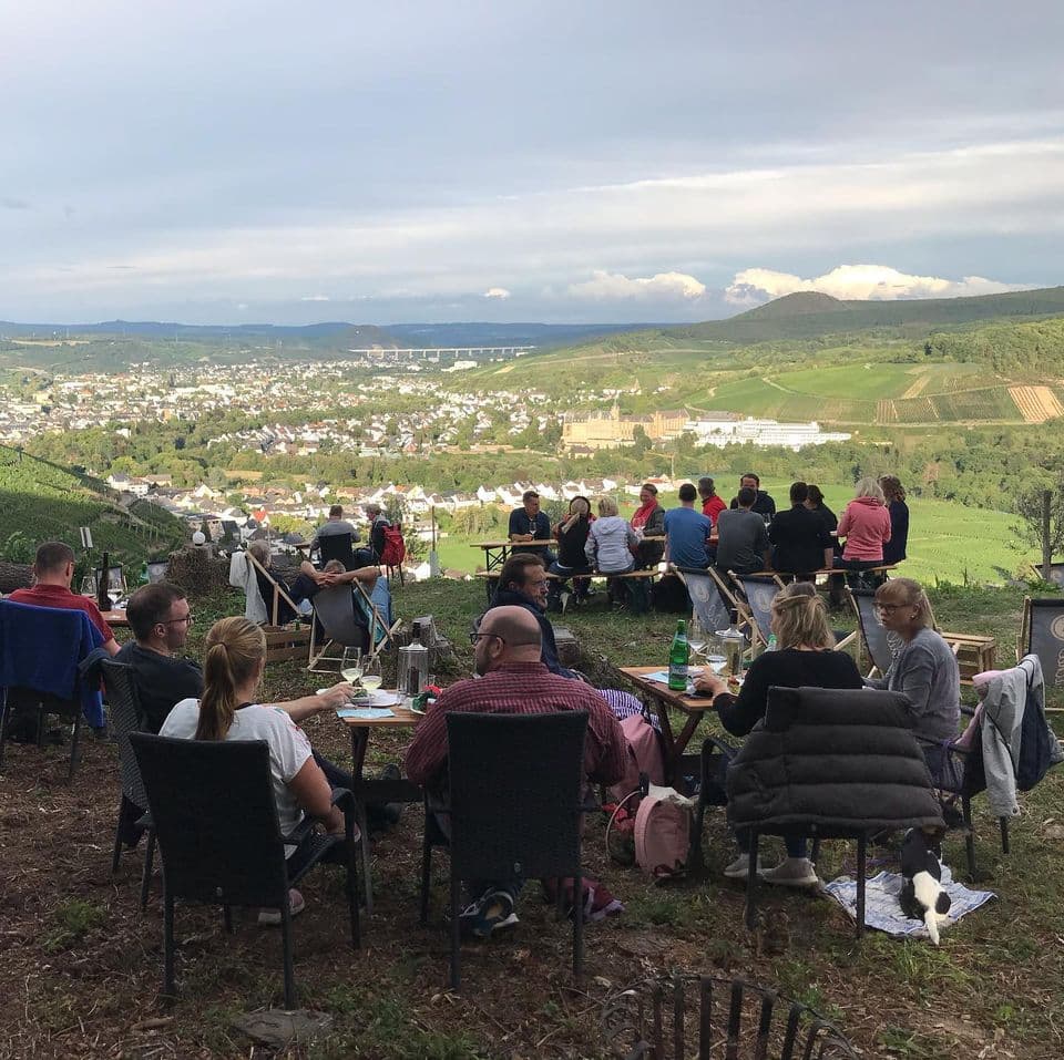 Weingut Kriechel: A Family Legacy in Ahr Valley foto 4
