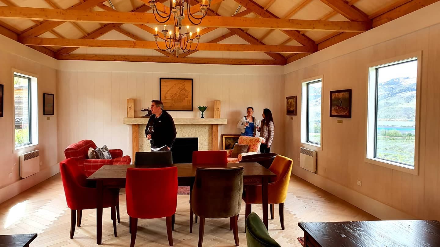 Cata de vinos y visita guiada en Domaine Thomson Wines