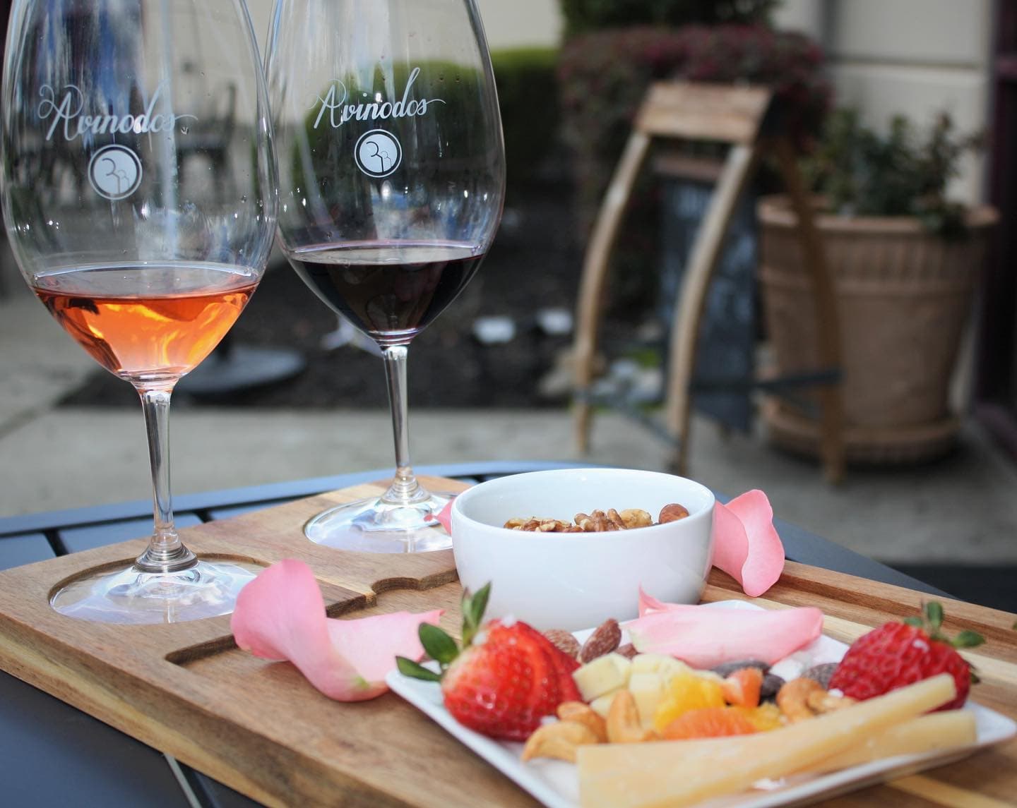 California Virtual Wine Tasting with Avinodos
