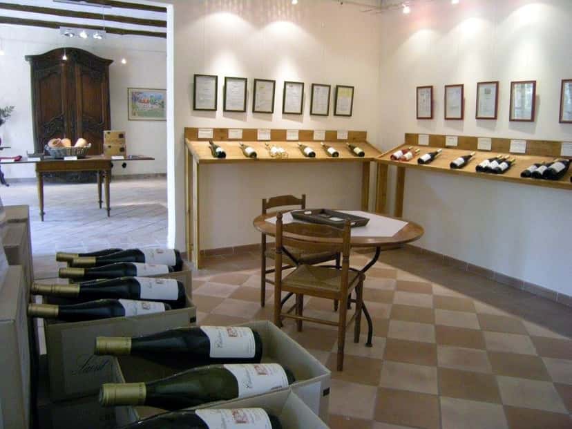 Degustação de Vinhos e Tour no Château Saint Estève d'Uchaux