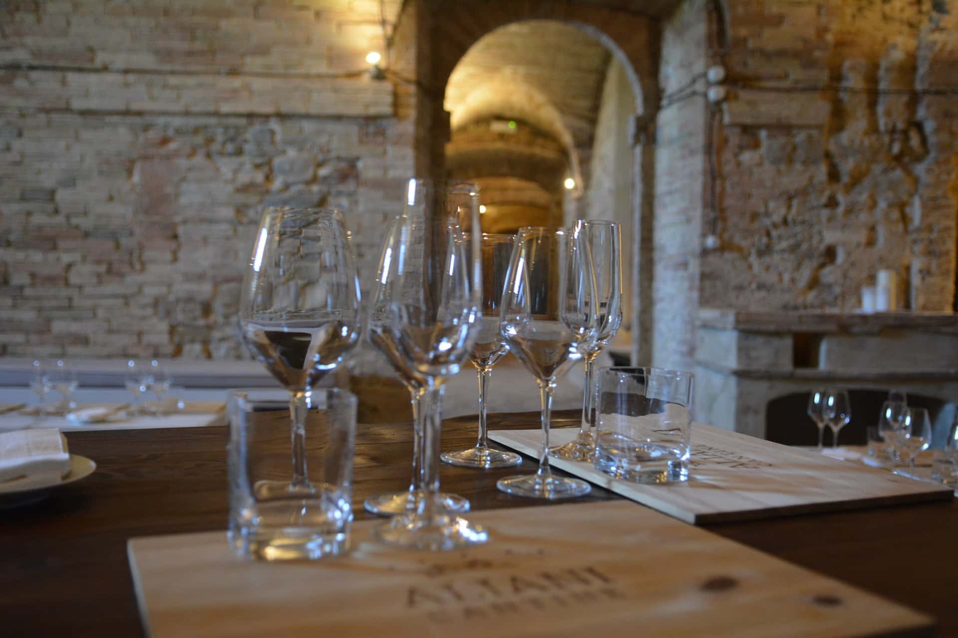 Cata de vinos y visita guiada en Tenute Aliani