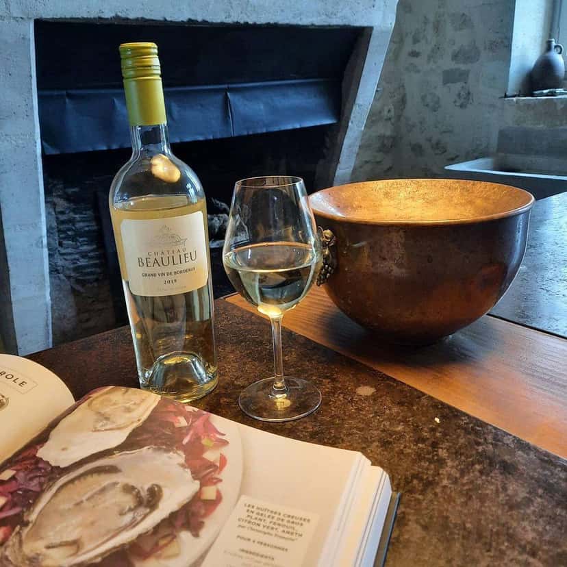Besök och vinprovning och rundtur på vingården Chateau Beaulieu