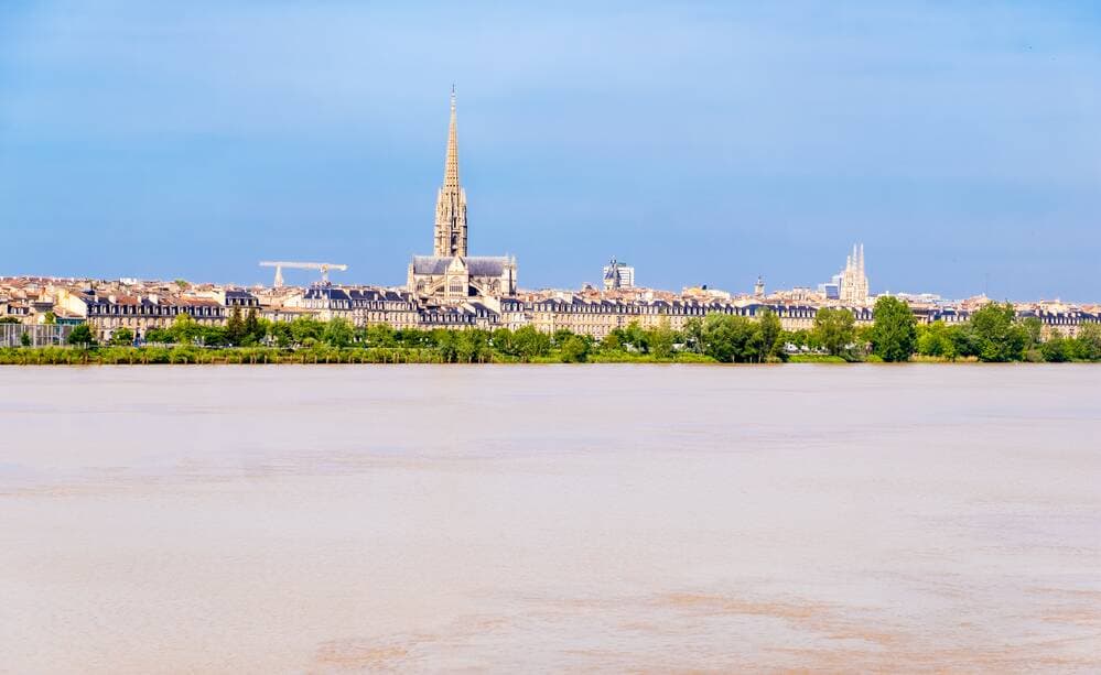Bordeaux-waterfront-999x613