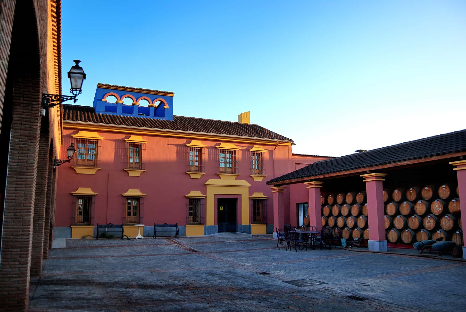 Visita guidata e degustazione di vini alle Bodegas Malaga…