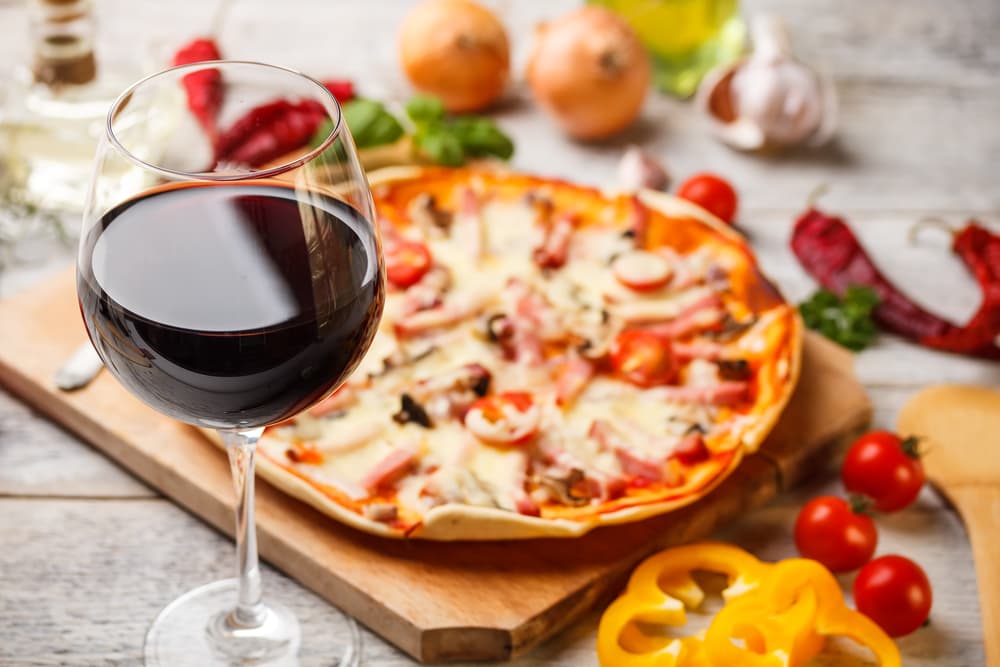 Pizza och Rödvin Dolcetto Matparning