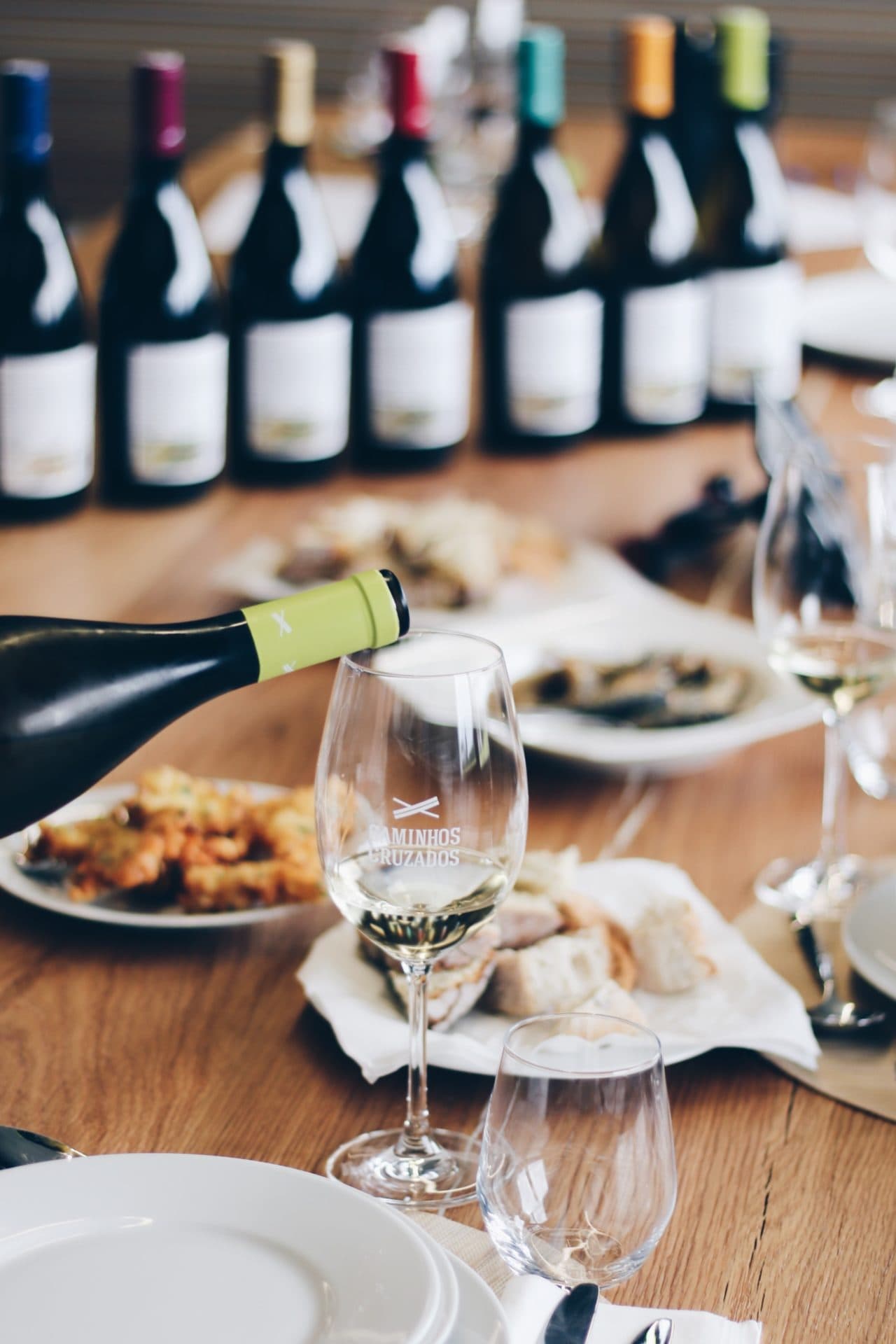 Vino y Comida | Caminos cruzados