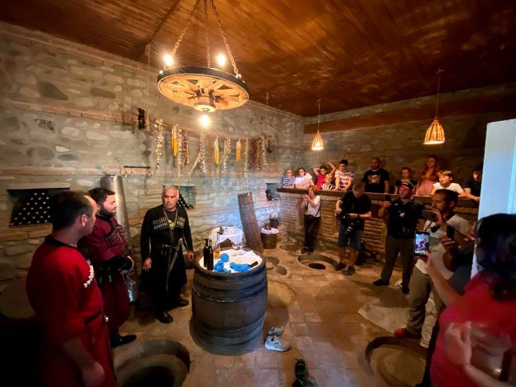 Degustazione di vini e cena al Marani di Lomtadze