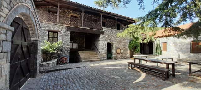 Kalogris Organic Winery