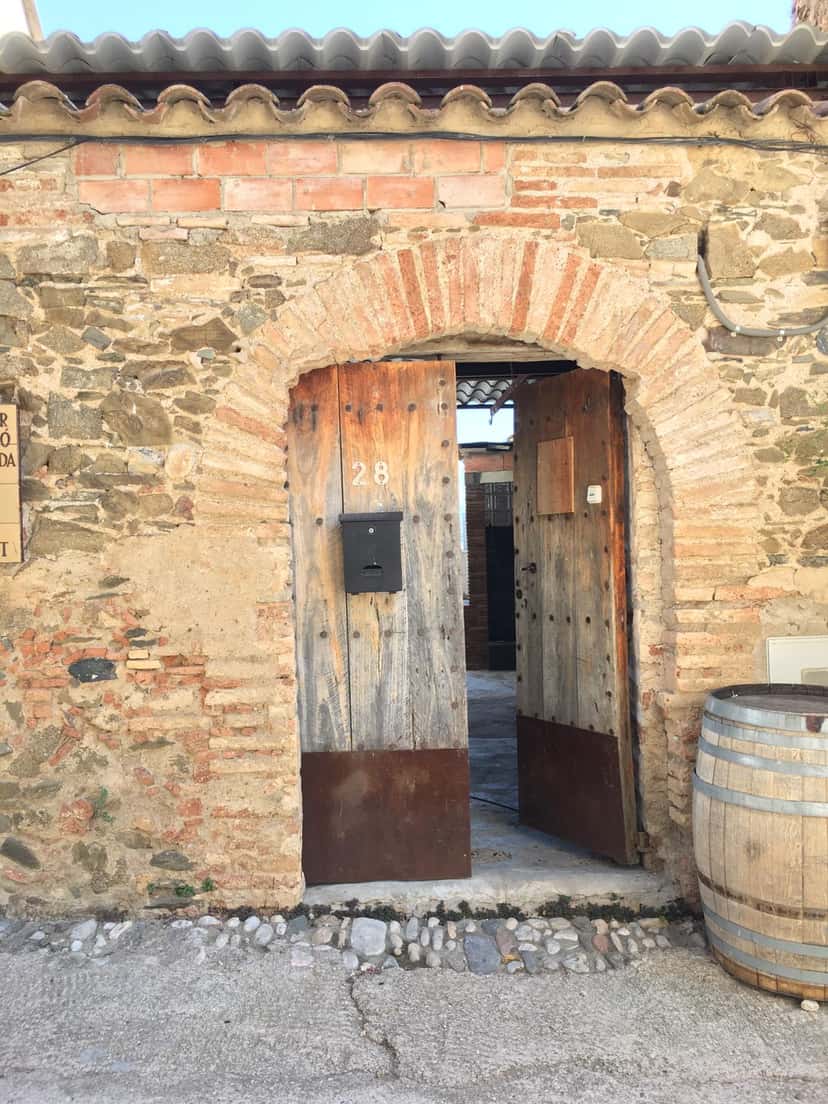 Besichtigung eines Weinbergs und Besuch und Weinprobe im Weingut in Sao del Coster