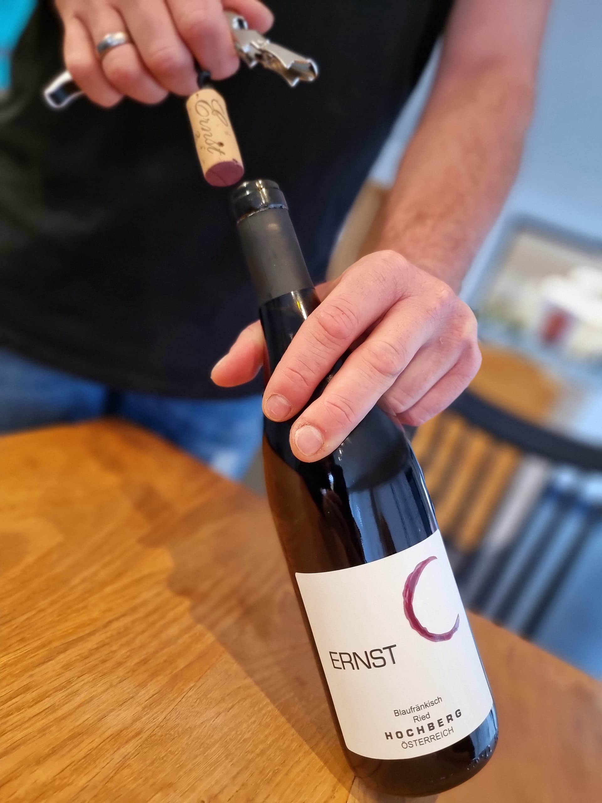 Dégustation de vin et profitez du temps passé au Weingut Ernst…