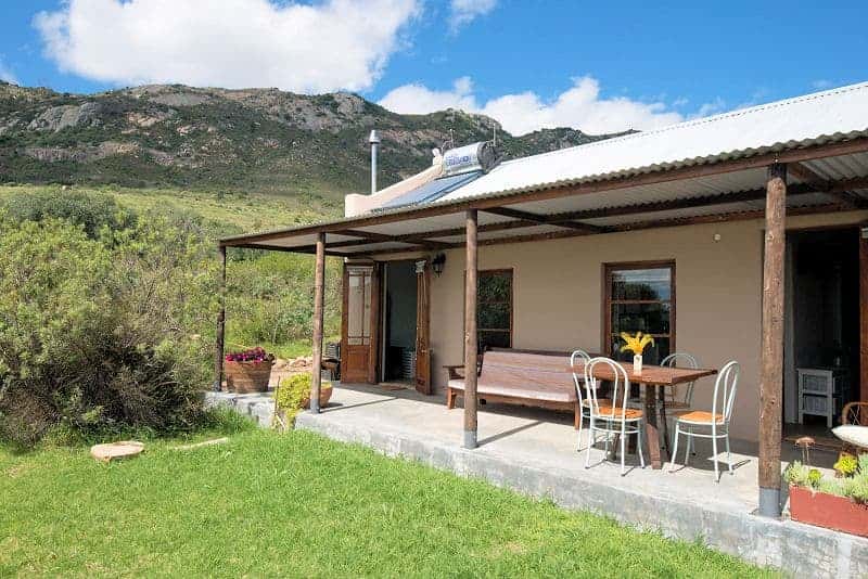 Estancia en Caracal Cottage en Fynbos State | Bodega Dragonridge