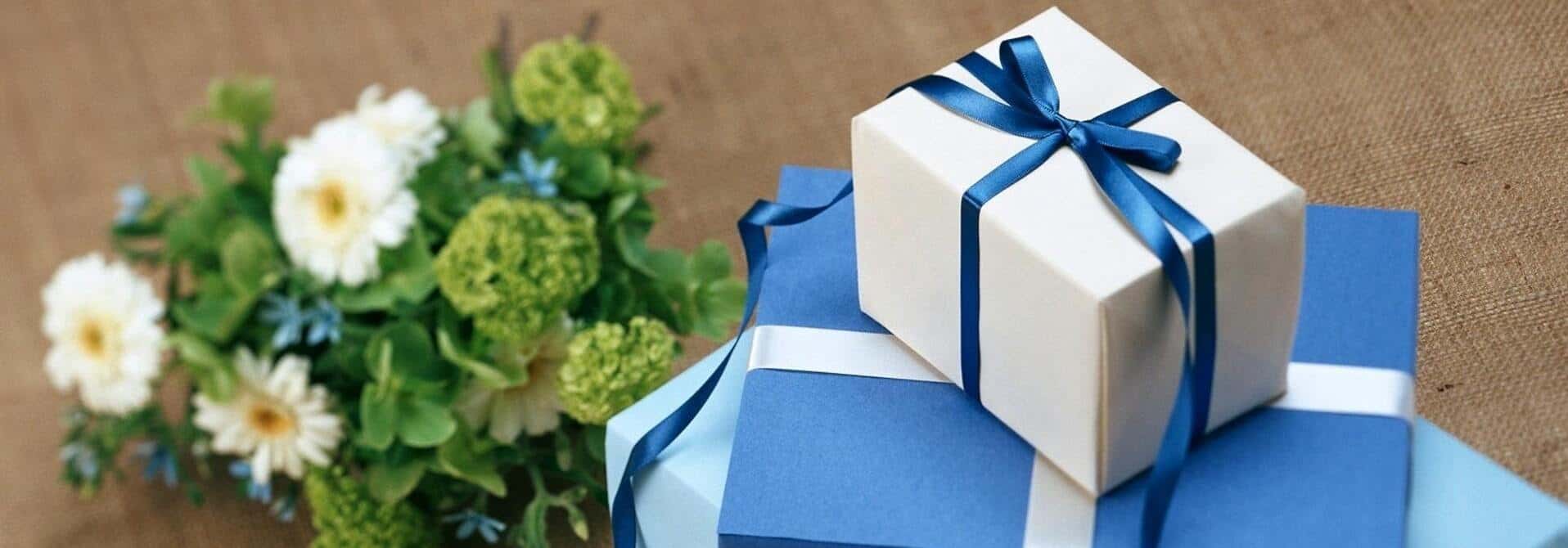 Best Gifts for Wine Lovers - 2025 Guide