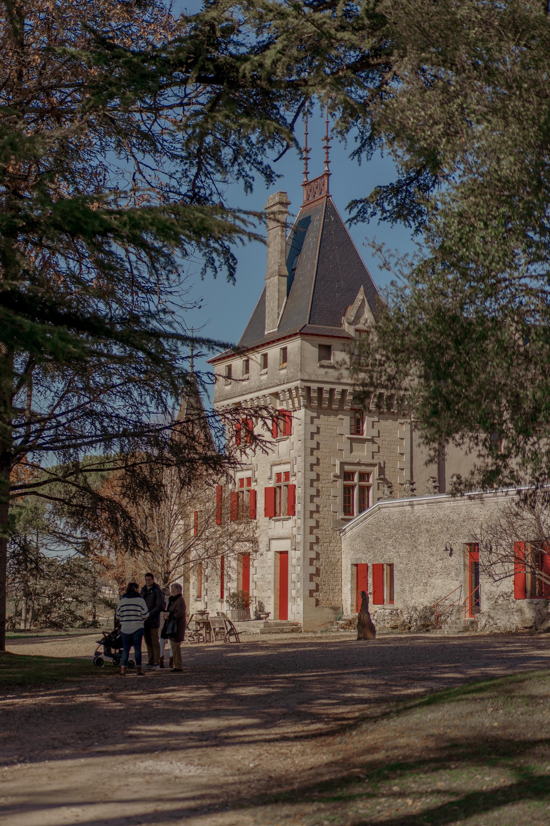 Degustazione di vini e visita al castello di Pressac