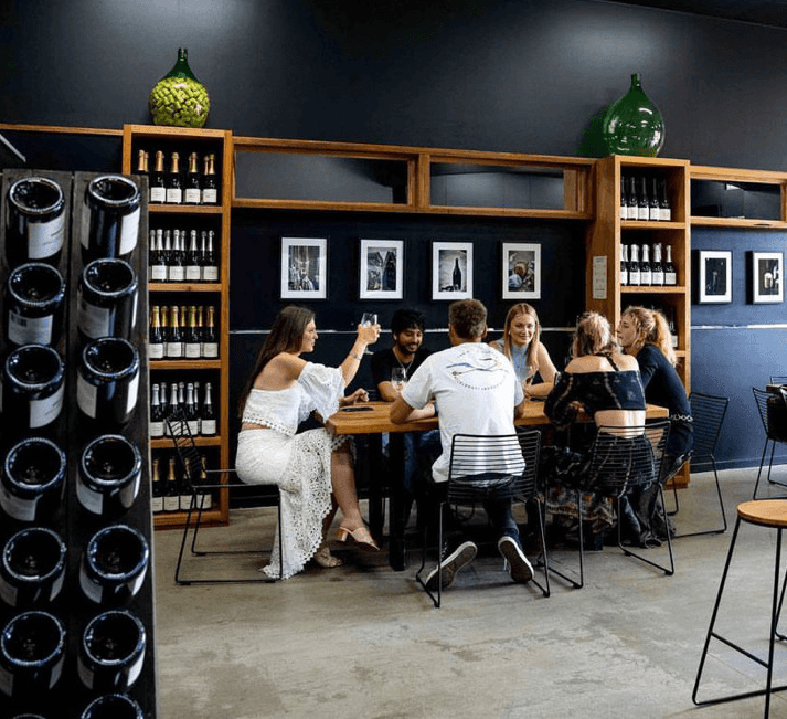 Dégustation de vins dans la vallée de Rahona