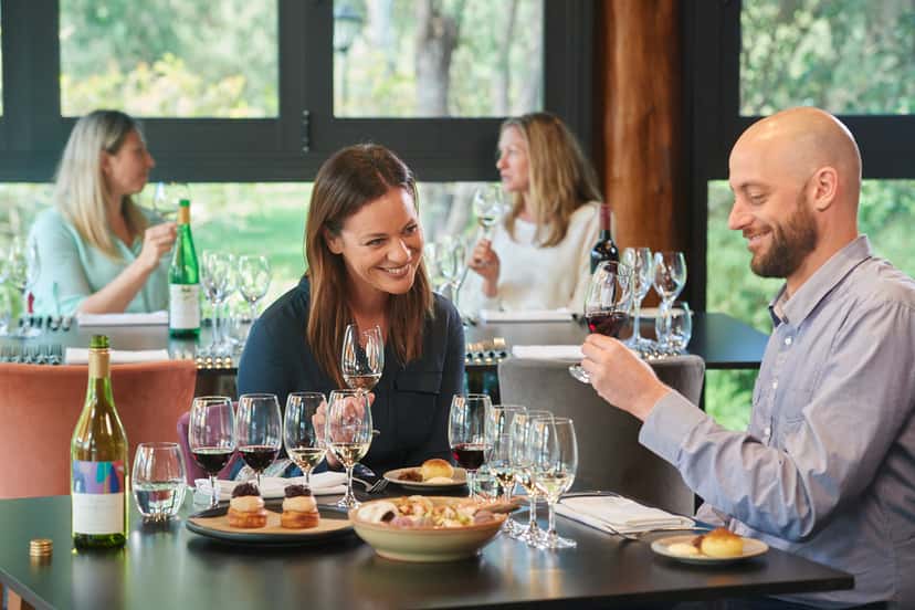 Saisonales Erlebnis: Kunst, Wein und Genuss direkt vom Bauernhof
