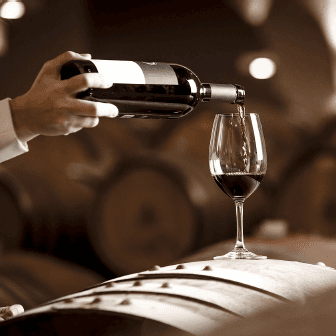 Tour de vinhos de prestígio em Umberto Cesari