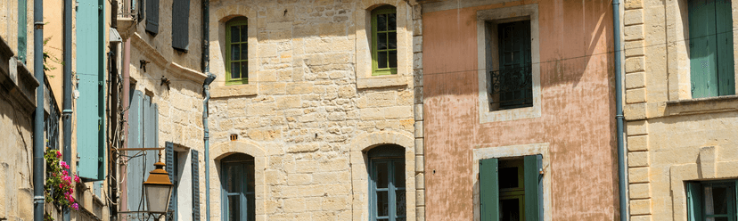 Uzes wine city