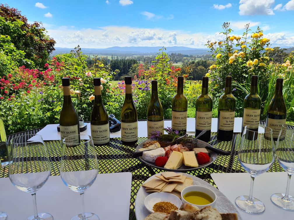 Degustação de vinhos e tour no Grey Sands Vineyard