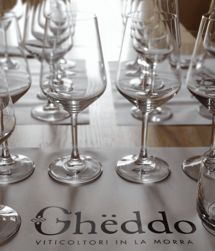 LA VERTICALE: A DEEP FULL IMMERSION TOWARDS THE VINTAGES