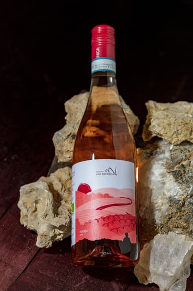 Rosajo - VALDONICA Winery | Residence | Restaurant