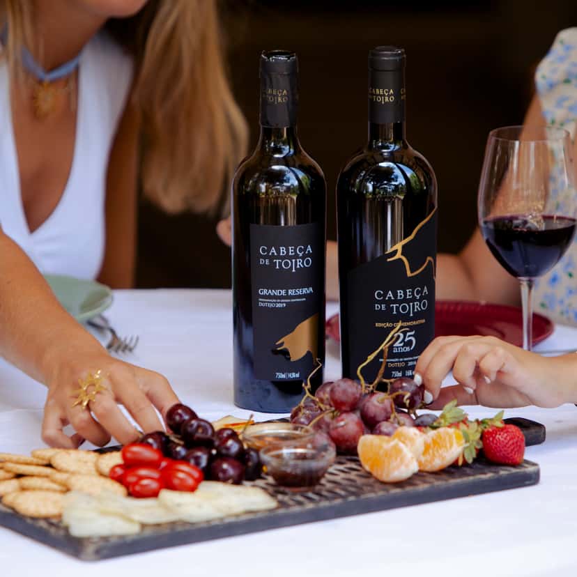 Wein- und Artesanal-DOP-Käseverkostung