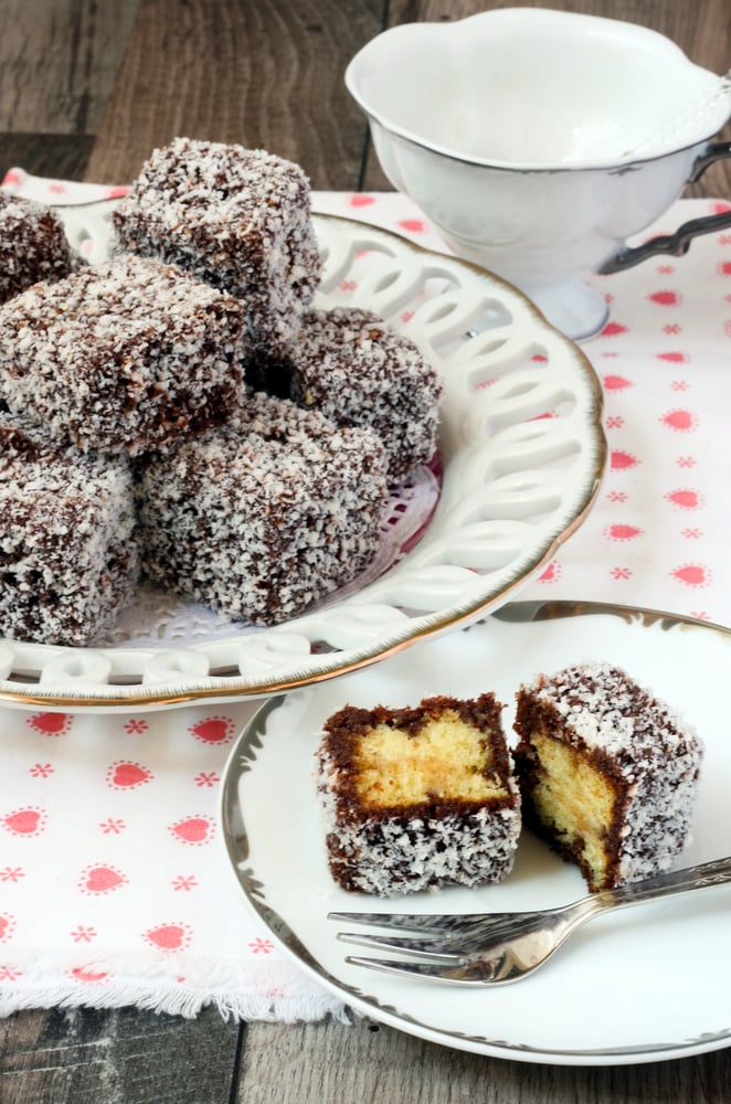 Australian Lamingtons to taste in Queensland wine region