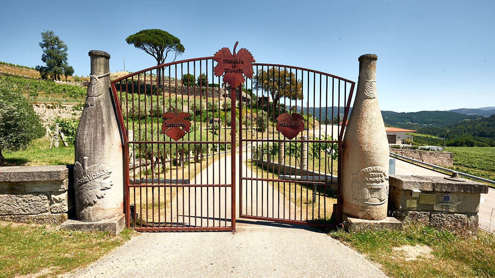 Bodegas Marqu s De Vizhoja Winery In Galicia Winetourism bodegas-marqu-s-de-vizhoja-winery-in-galicia-winetourism