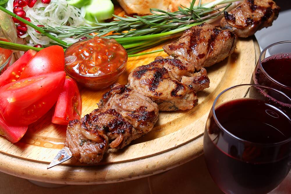 assaggia mtsvadi in Georgia - barbecue georgiano