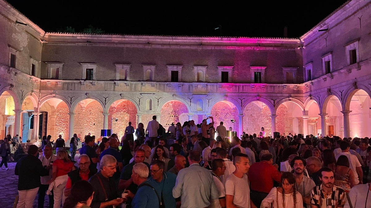 Terre-Sicane-Wine-Fest-2022-serata-abbazia-santa-maria-del-bosco